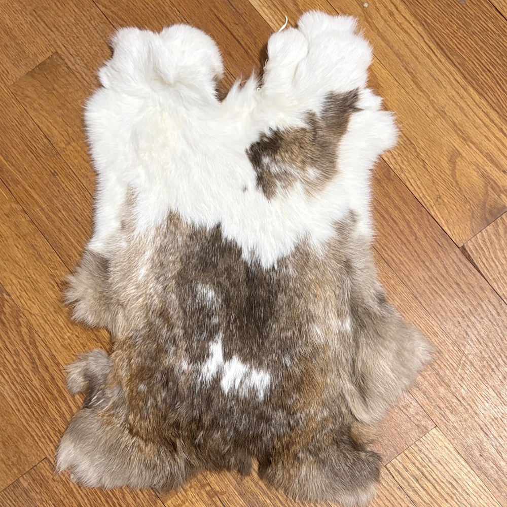 #0693 White Brown Rabbit Fur Pelt Crafts Decor